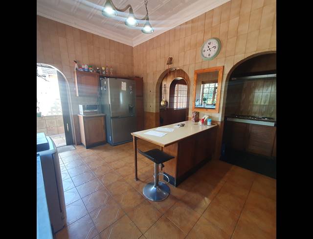 3 BEDROOM FREEHOLD FOR SALE IN KLIPPOORTJE